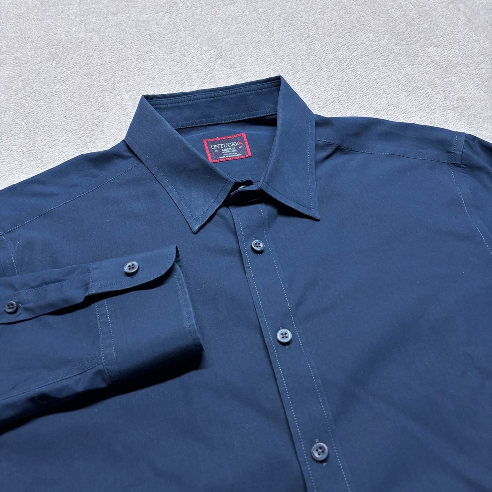 UNTUCKit Shirt Mens Medium Wrinkle Free Navy Blue Button-Down EUC